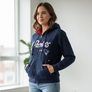 NFL Patriots Sherpa Lined Zip Up Ladies Size Medium